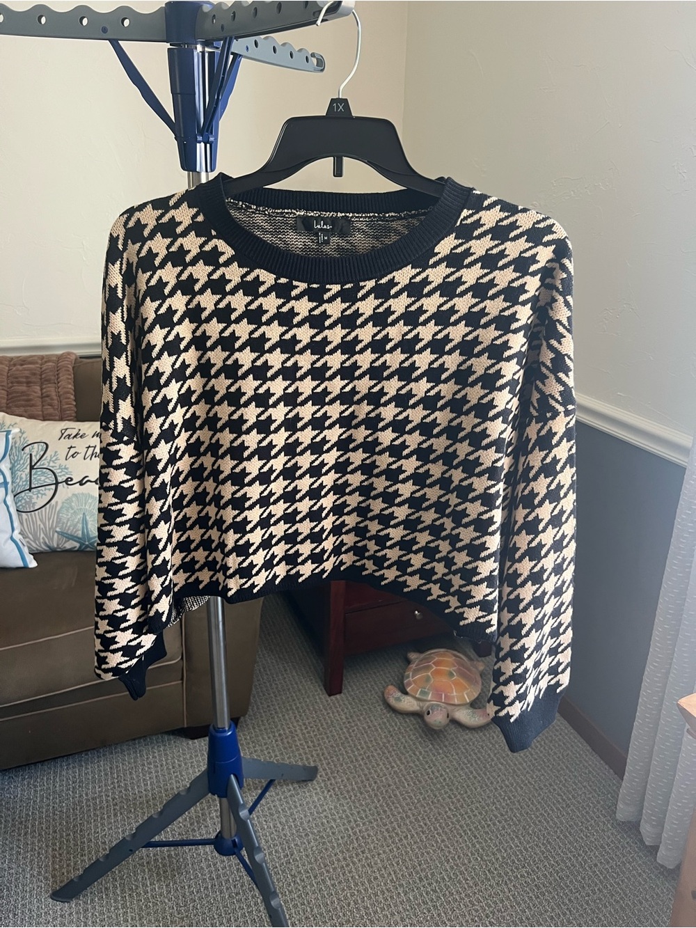 Lulus Women’s M Black Ivory Houndstooth Knit Crewneck Pullover Sweater # 411